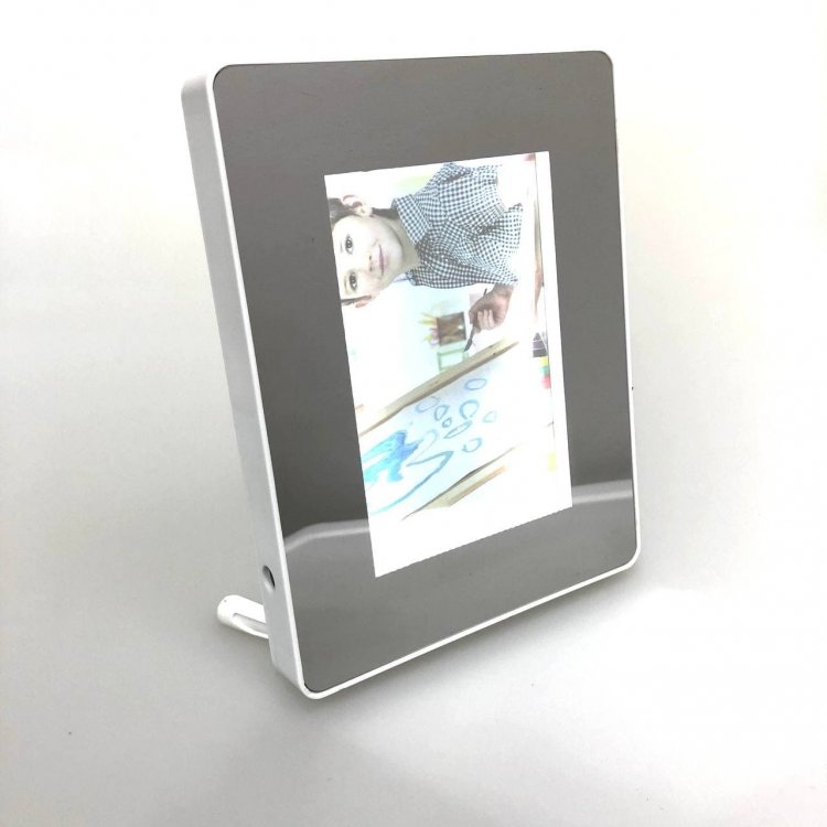 Фоторамка и зеркало 2 в 1 с подсветкой Magic Mirror Photo Frame